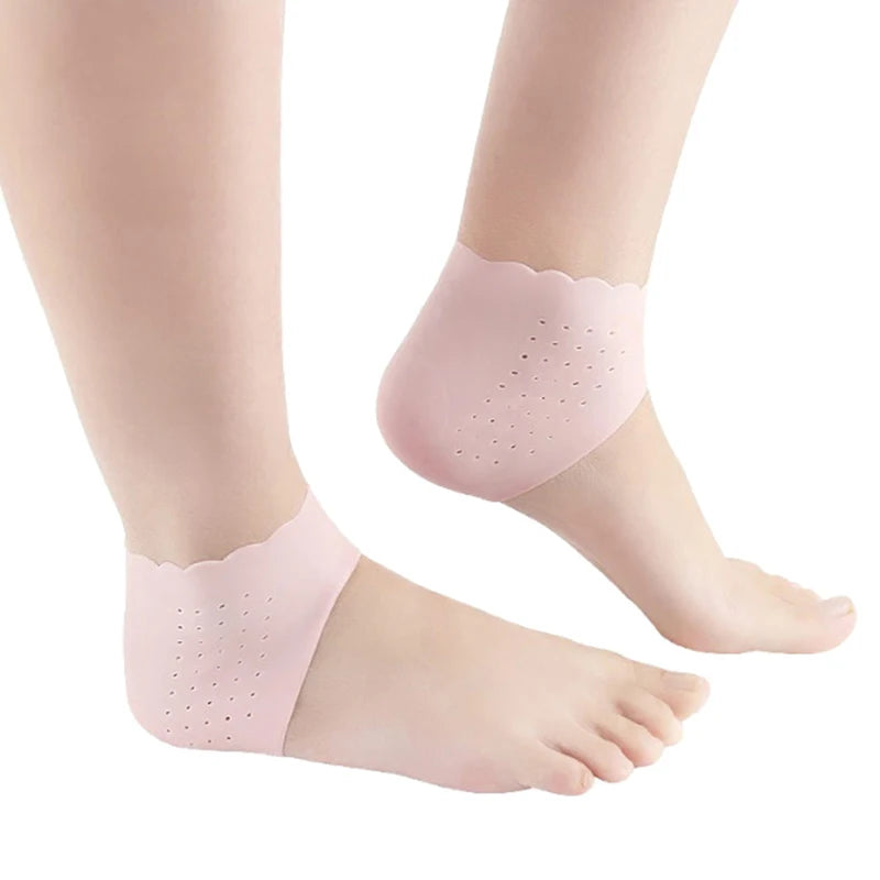 Revitalize your feet with our Silicone Gel Heel Socks! Designed to repair cracked skin, prevent peeling, and relieve heel pain. Made from lightweight, washable medical-grade silicone, these heel protectors offer comfort and support. Available in white and pink, perfect for all foot sizes. Ideal for daily use and foot care.