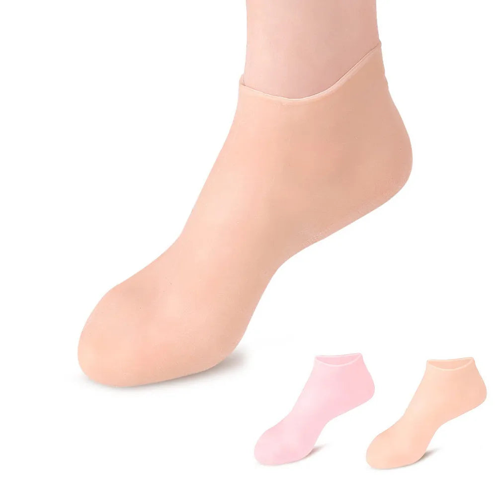 Say goodbye to cracked foot skin with our Silky Soft Moisturizing Gel Heel Socks. Designed for both men and women, these socks provide deep hydration and care, perfect for all seasons. Available in multiple sizes and colors to rejuvenate and protect your feet. Enjoy smooth, soft skin with every wear!